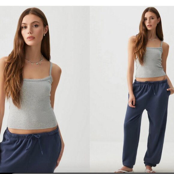 Bundle Lot of 3 Cotton Micro-rib Tank Tops in Black, Grey, Olive in Size Medium - Picture 3 of 7